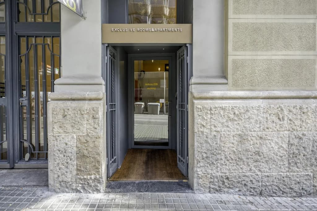 Ola Living Hostal Diagonal - photo 1