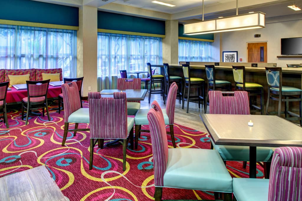 Hampton Inn Miami-Coconut Grove/Coral Gables - photo 32