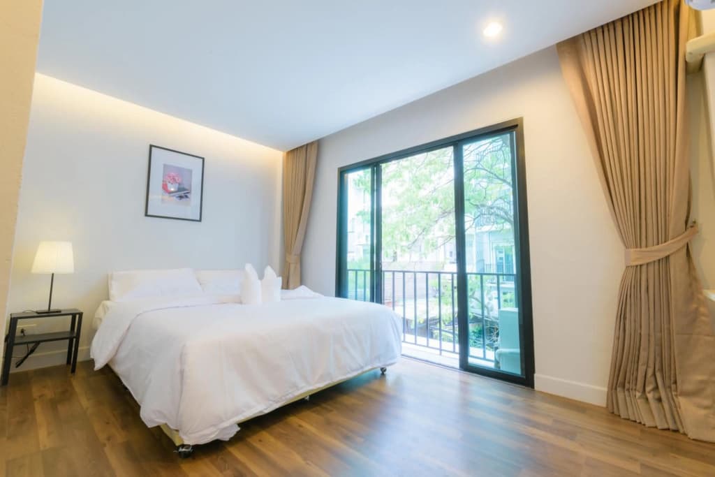 Metro Hotel - photo 17