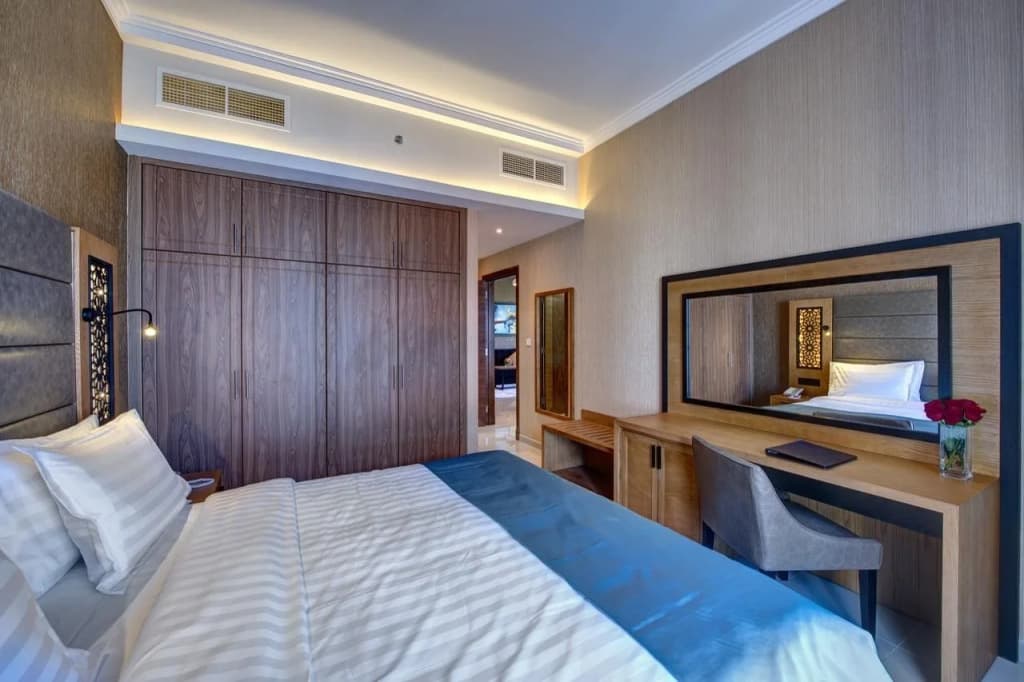 Class Hotel Apartments - photo 2