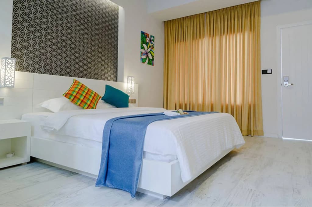 Velana Beach Hotel Maldives - photo 14