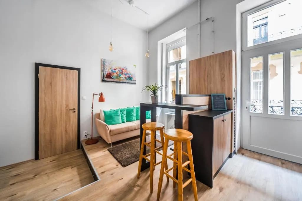 New Dob 53/3 Center Apartment - photo 3
