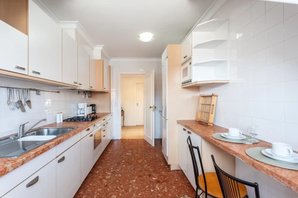 FLH Chic Chiado Exotic Spacious Residence - photo 13