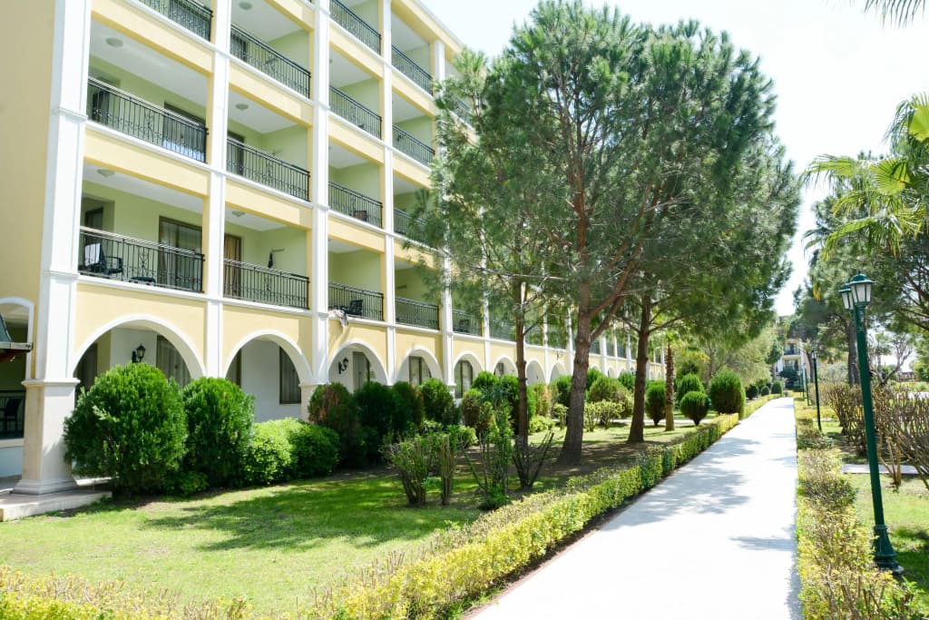 Ducale Lara Hotel - photo 42