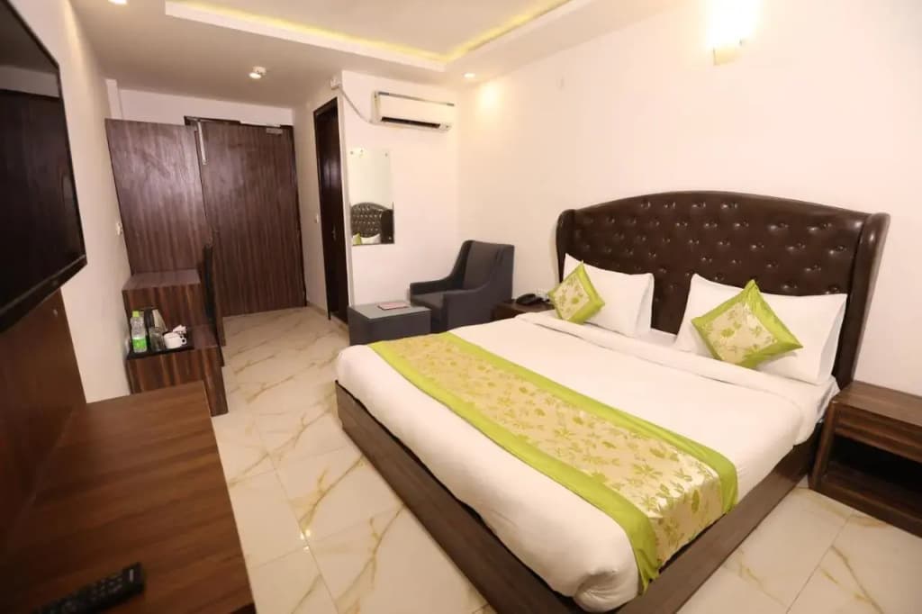 Hotel Milan by Foxi Group-Delhi Airport - photo 23