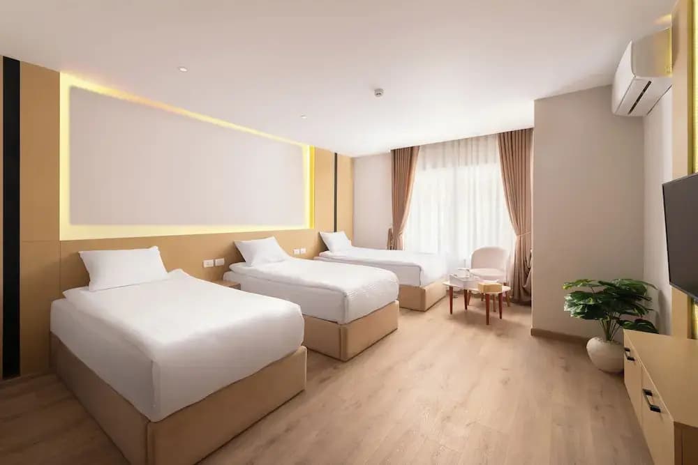 Elegance Grand City Hotel - photo 6