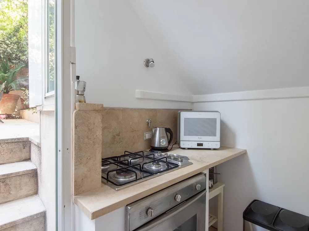 Esquilno Garden Apartment - photo 11