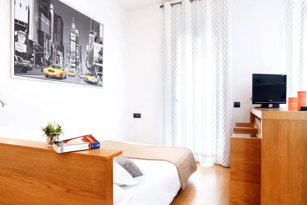 Feelathome Bonavista Apartment - photo 3
