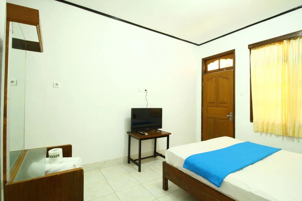 Dua Dara Inn Kuta - photo 5