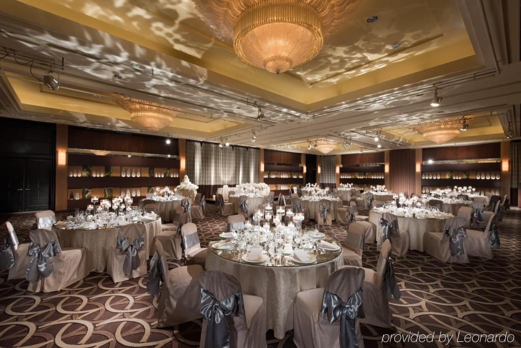 Hilton Tokyo Odaiba - photo 35