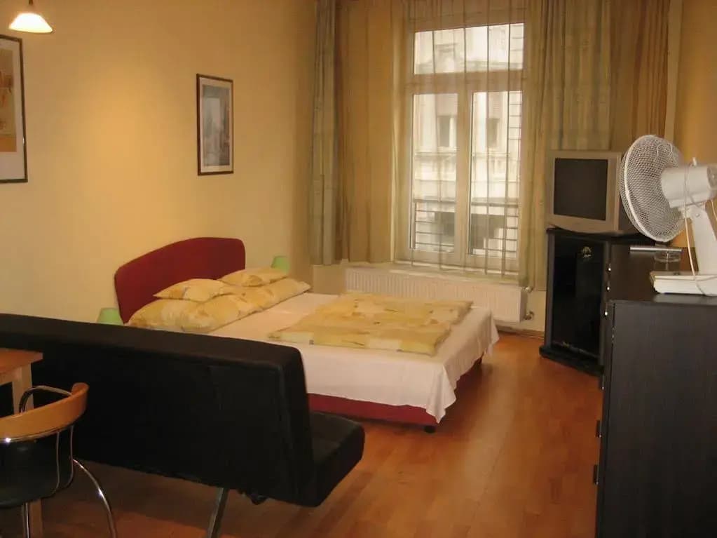 Astra Apartments - photo 3