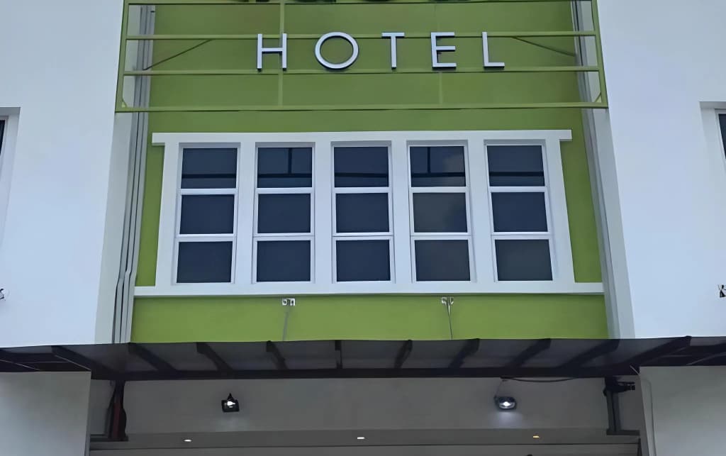 Hotel Ideal Senawang - photo 1