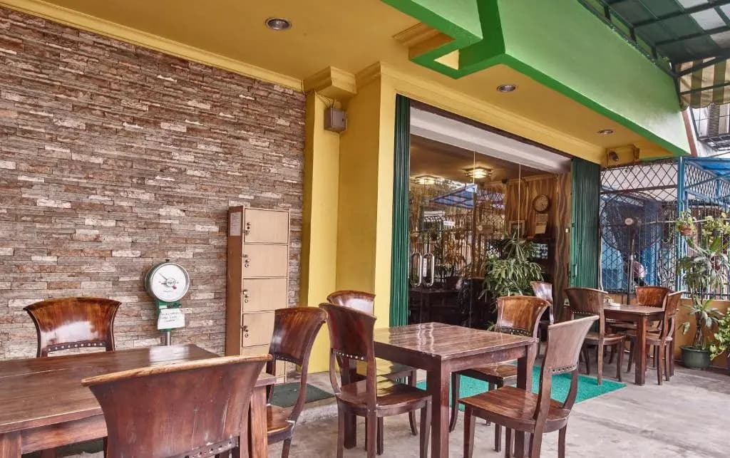 Twins Hotel Manggadua - photo 17