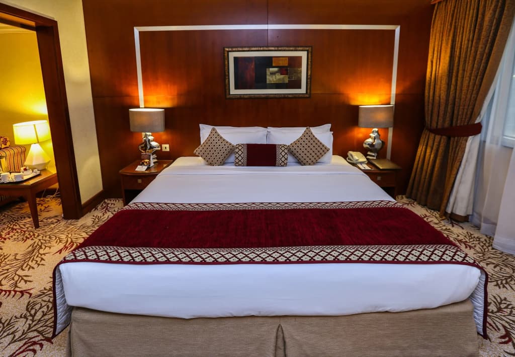 Ramee Royal Hotel - photo 5