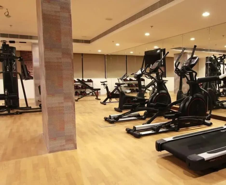 Royal Crown Hotel - photo 23