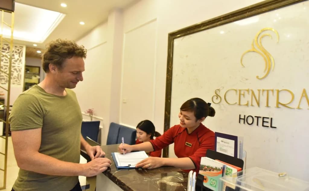 S Central Hotel & Spa - photo 17