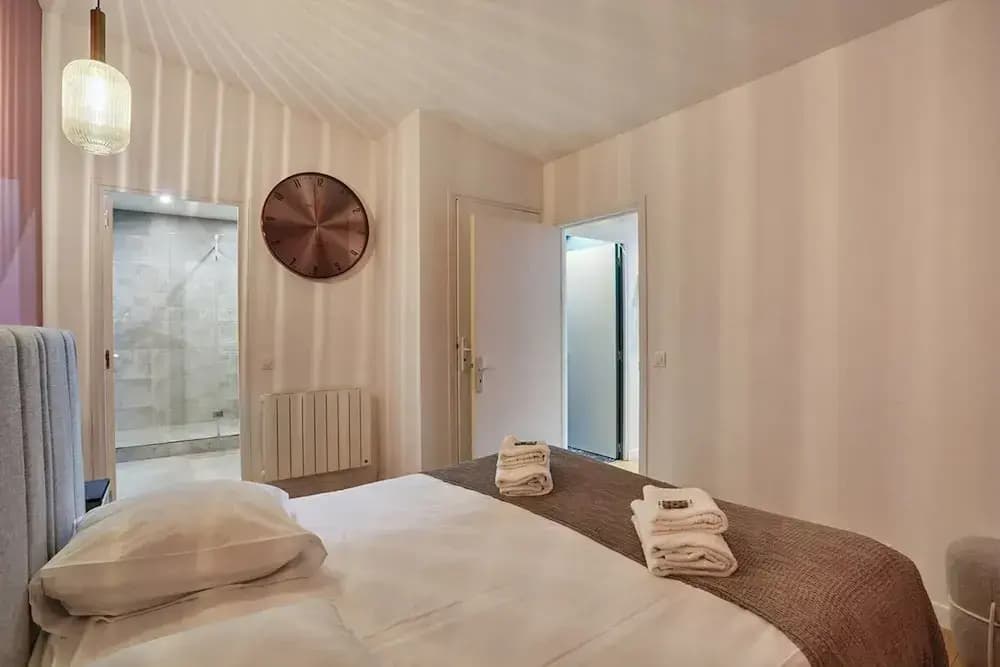 Sublime 3 Bedrooms Flat Center of Paris Montmartre - photo 4