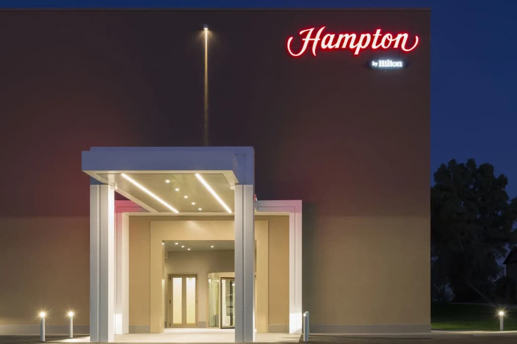 Hampton by Hilton Rome East - main photo