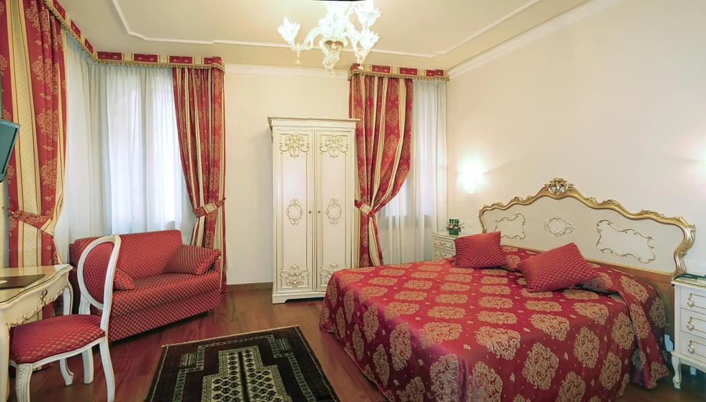 Hotel San Luca - photo 19
