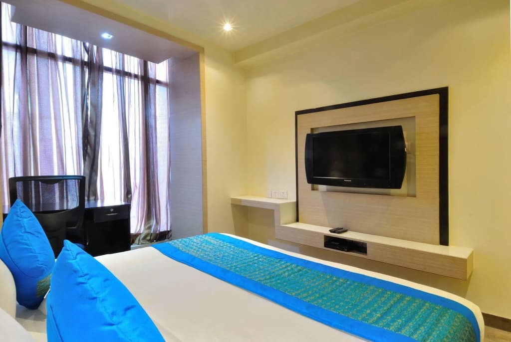 Hotel Royal Grand - photo 23