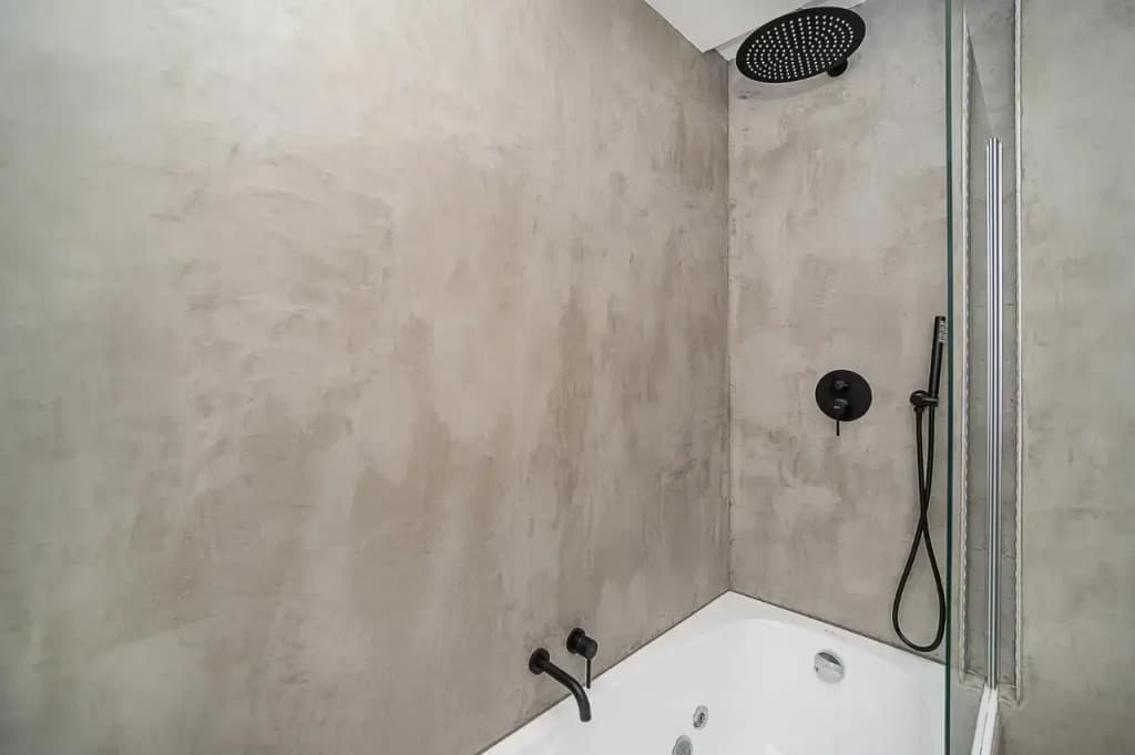 Big 4-bedroom flat, terrace with great Vítkov view - photo 8