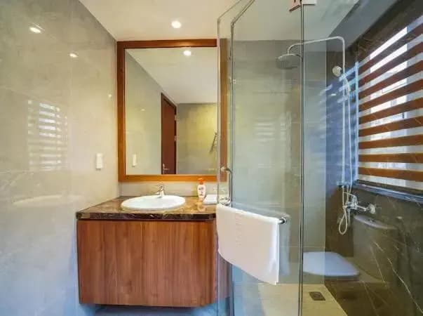 Gia Ninh Hotel Ha Long - photo 11