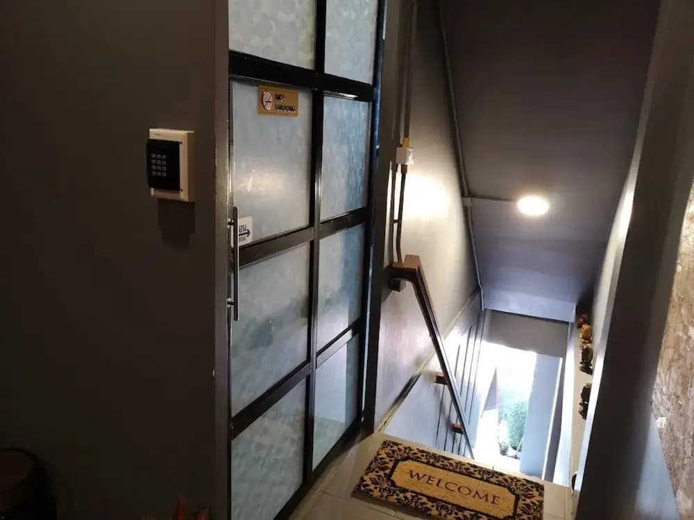 Connect Hostel Patong - photo 13