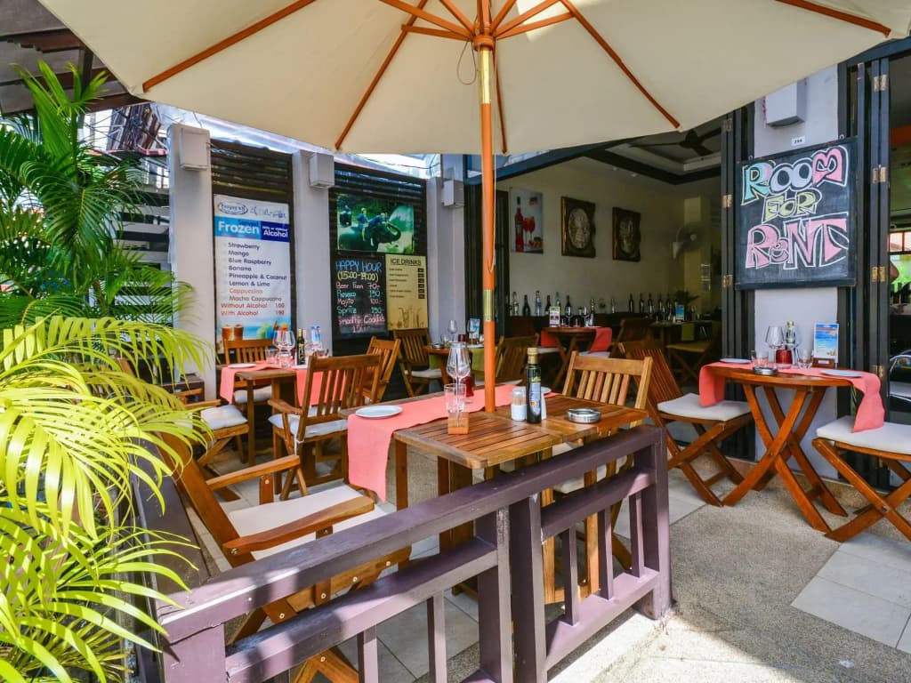 Enjoys Beach House Karon - photo 24