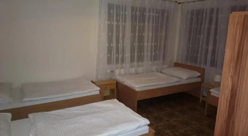 Hostel 4 U - Dolni Chabry - photo 5