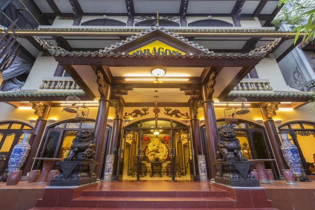 Dragon Hotel - main photo