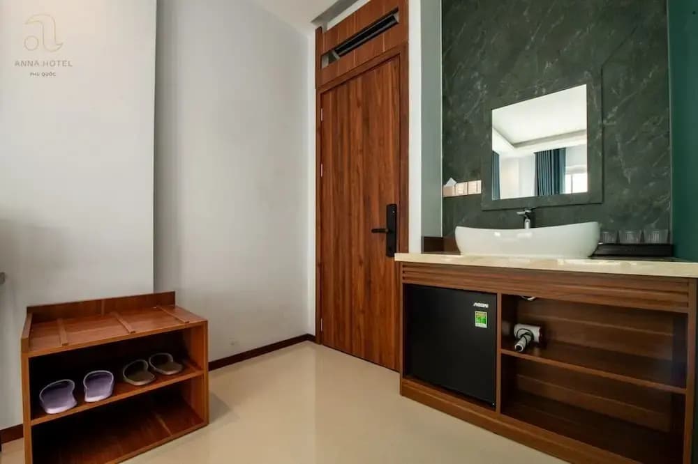 Anna Hotel - Free Ticket Cable Car & Hon Thom Water Park - photo 11