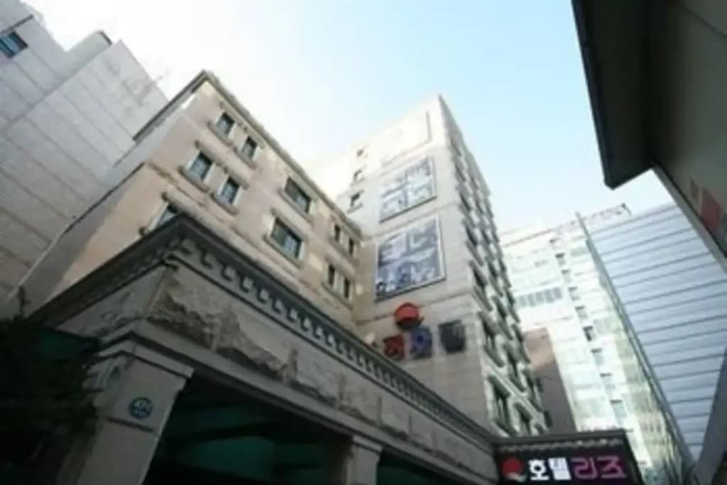 Seocho js hotel - photo 1