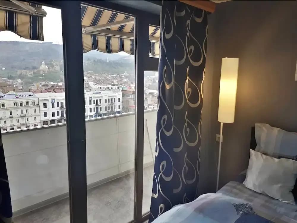Avlabari City View Apartment - photo 7