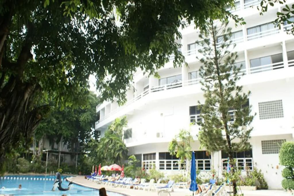 Royal Palace Hotel Pattaya - photo 14