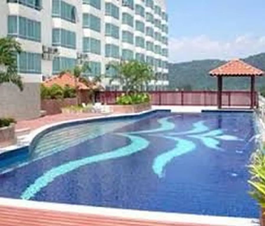 The Krystal Suites Penang - photo 9