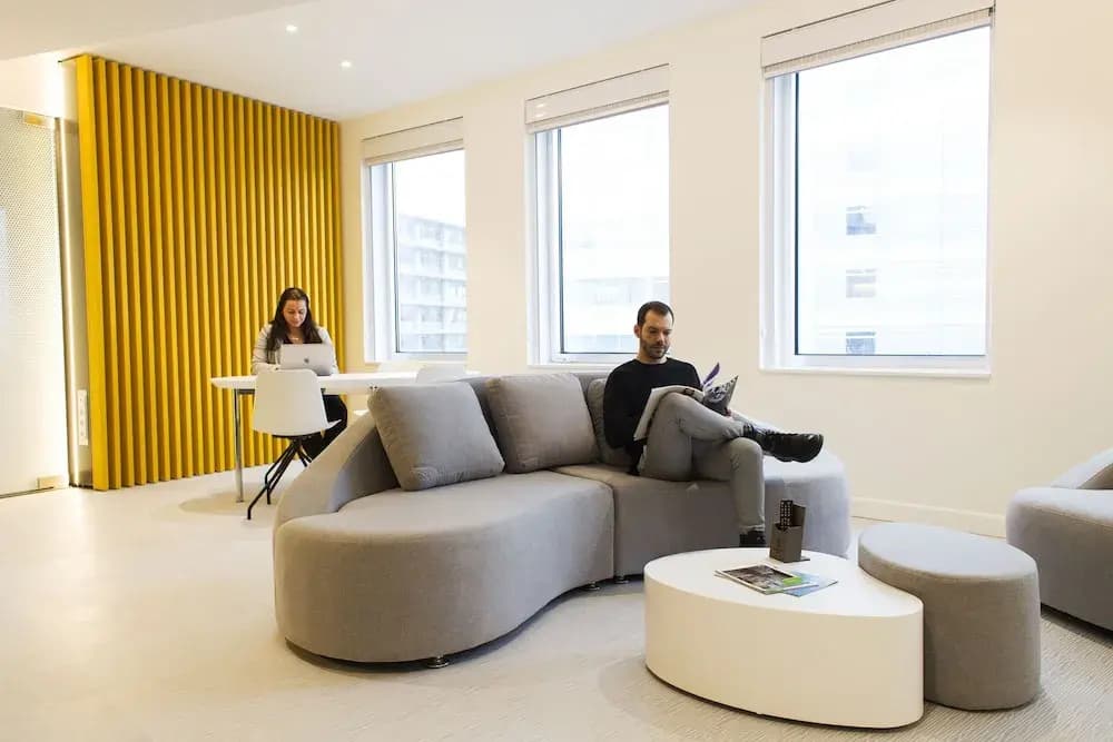 B-aparthotel City West - photo 9