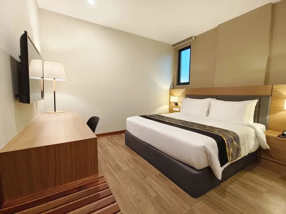 Zoom Hotel - photo 17