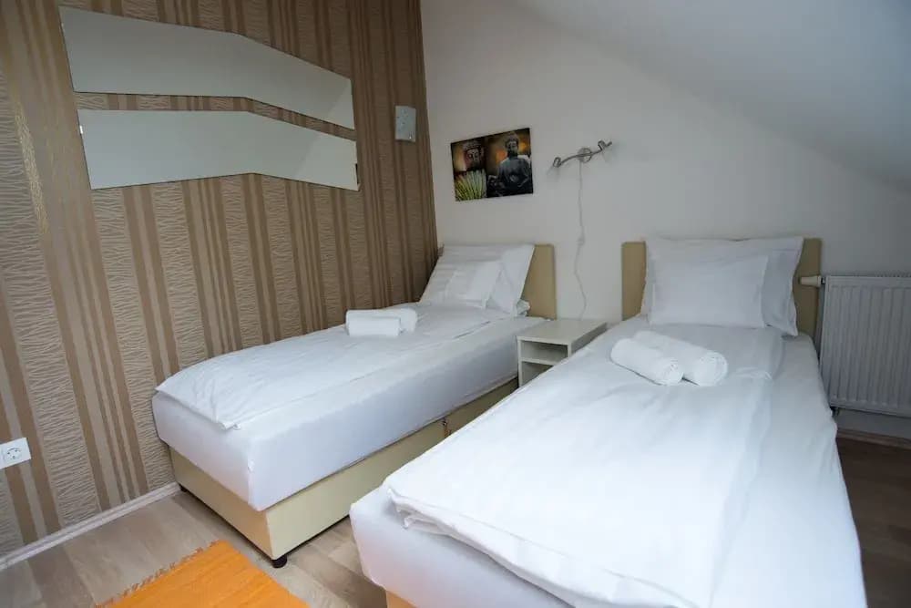 Enjoy Budapest Aparthotel - photo 2
