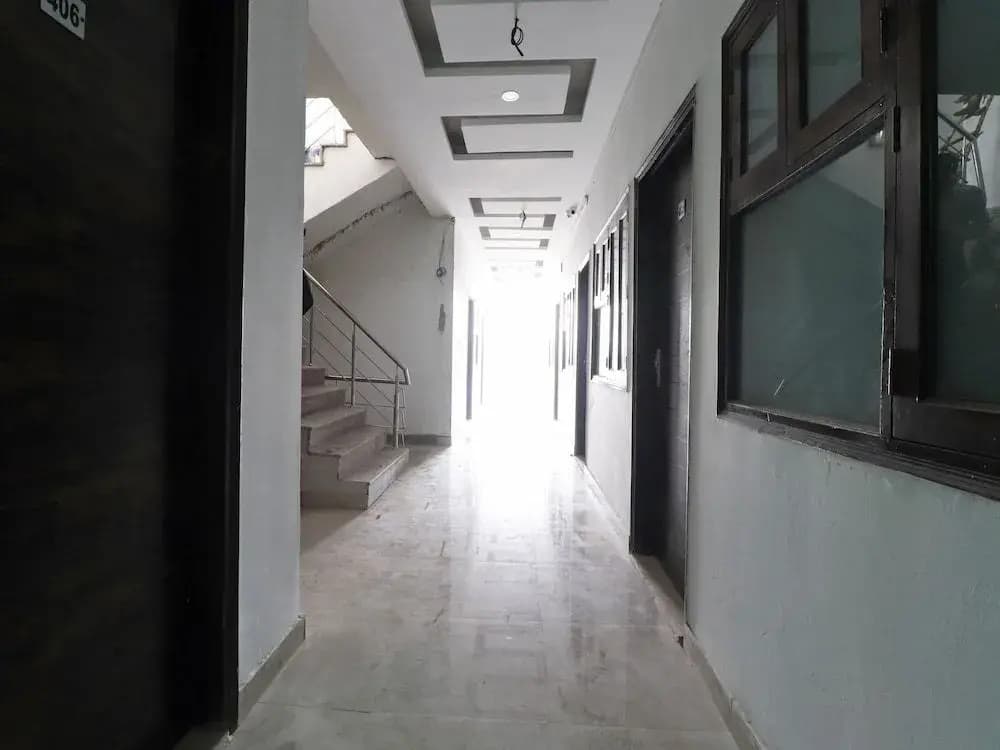 OYO Flagship 39677 Haiderpur Road - photo 9