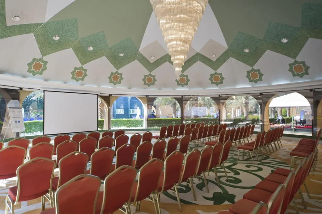 Golden Tulip Al Jazira Hotel - photo 11