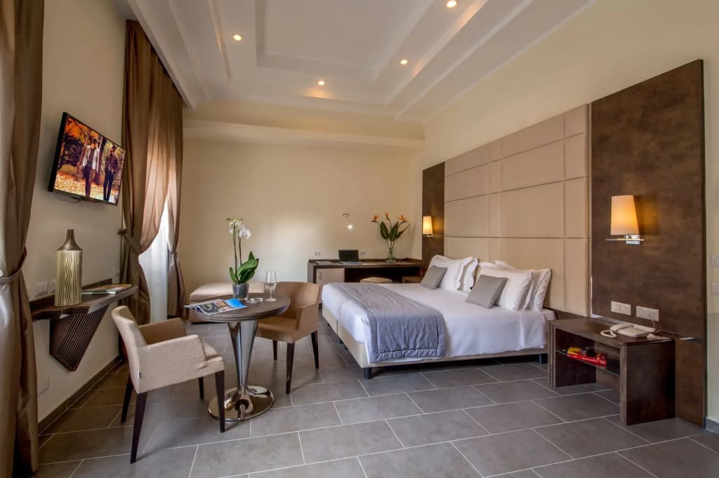 Hearth Hotel - photo 2