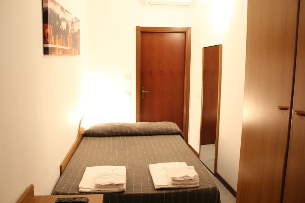 Guest House Brianza Room - photo 2