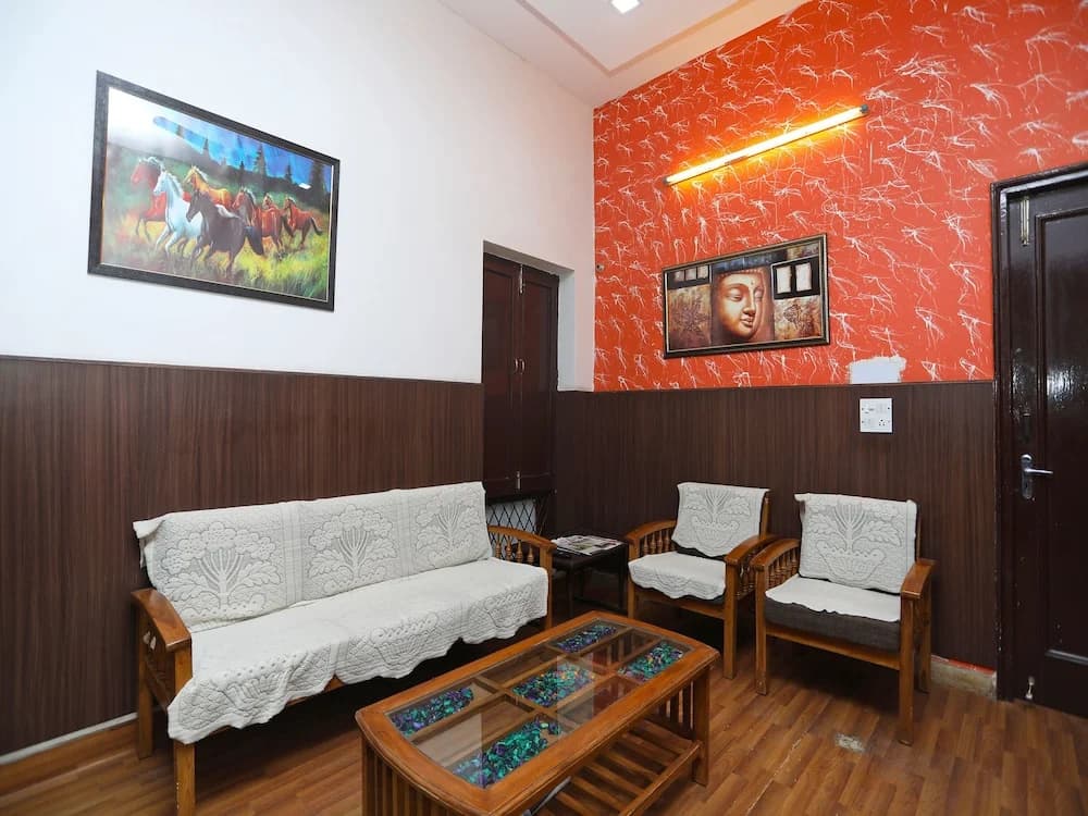 OYO 14908 Chirag Residency - photo 3
