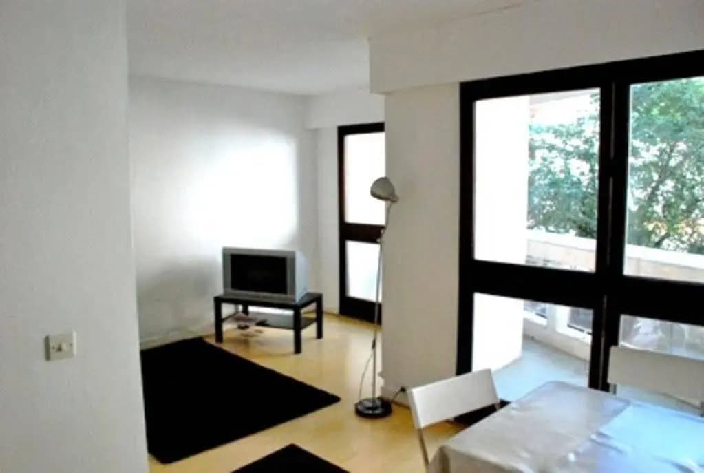 Sacre Coeur Apartment - photo 4
