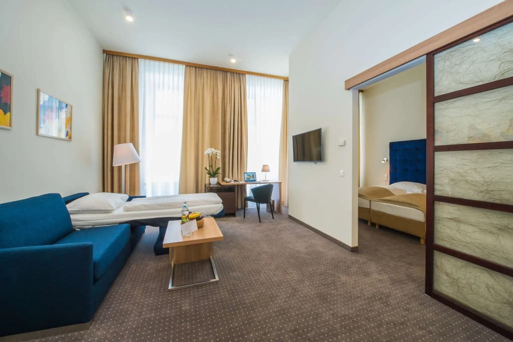 HiLight Suites Hotel - photo 33