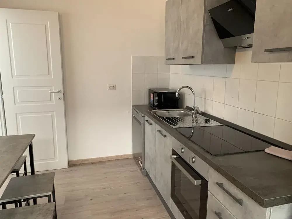 Porta Rossa Apartment - photo 10
