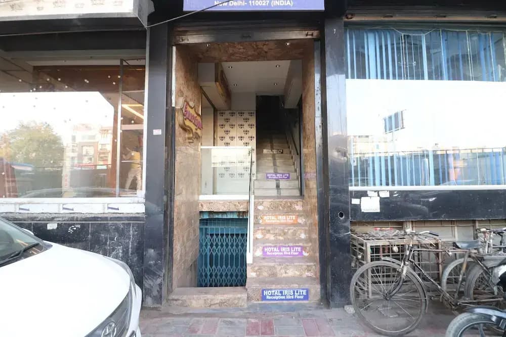 Twamev Rajouri garden by The Arrow - photo 15