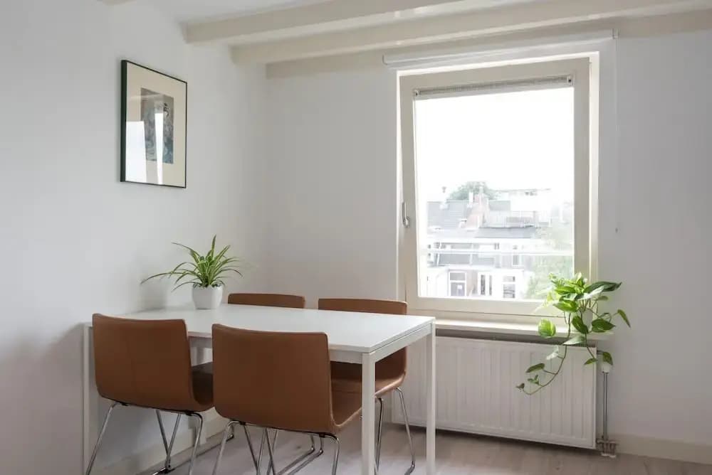 Central Hotspot Apartment - photo 6