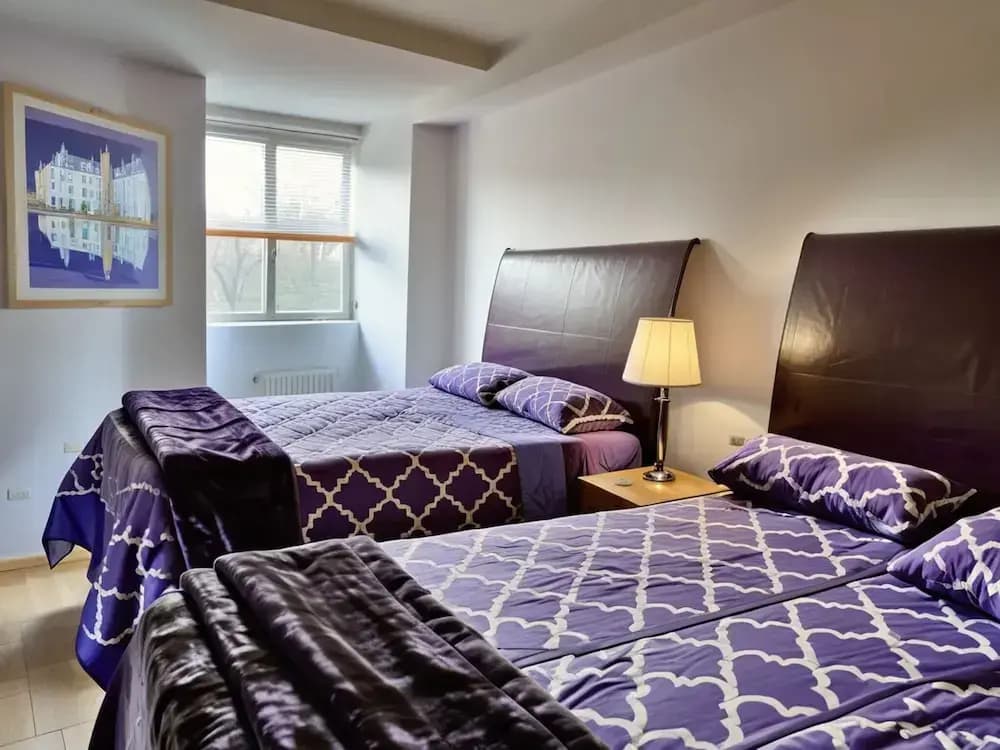 Modern Westwood Executive Suite - photo 1
