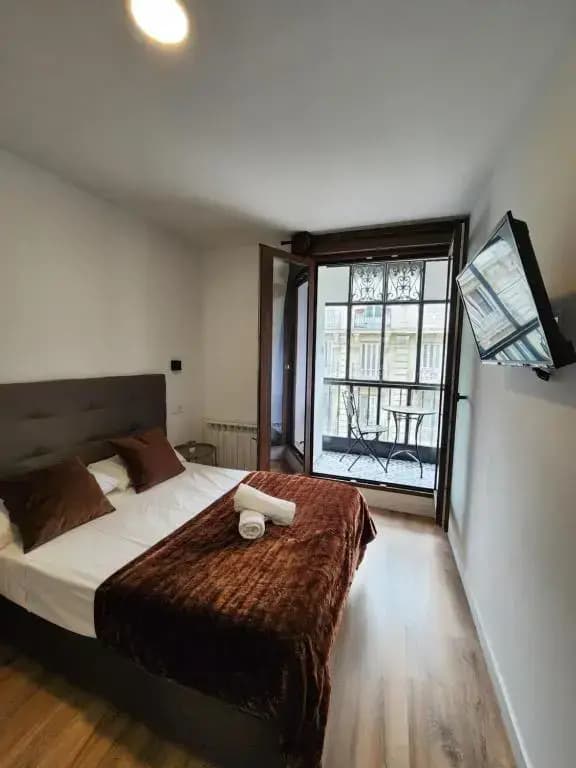 Asathome Arenal Madrid Apartment - photo 5